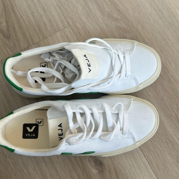 VEJA
Women's Campo Low Top Sneakers size 5 NWOB - Picture 8 of 12